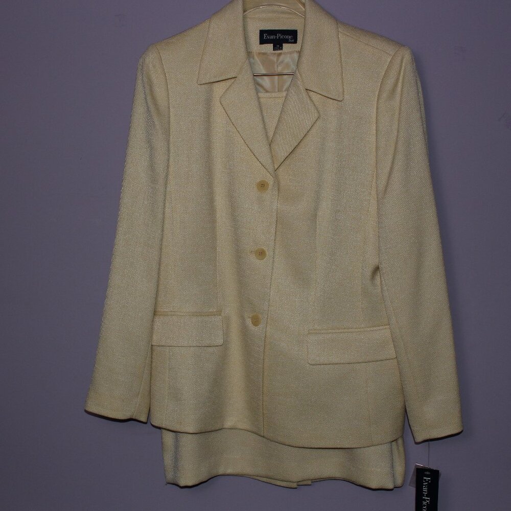 Vintage Evan-Picone 2-Piece Cream Suit with Jacket and Skirt Size 14